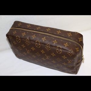 Louis Vuitton Monogram Trousse Toilette 28